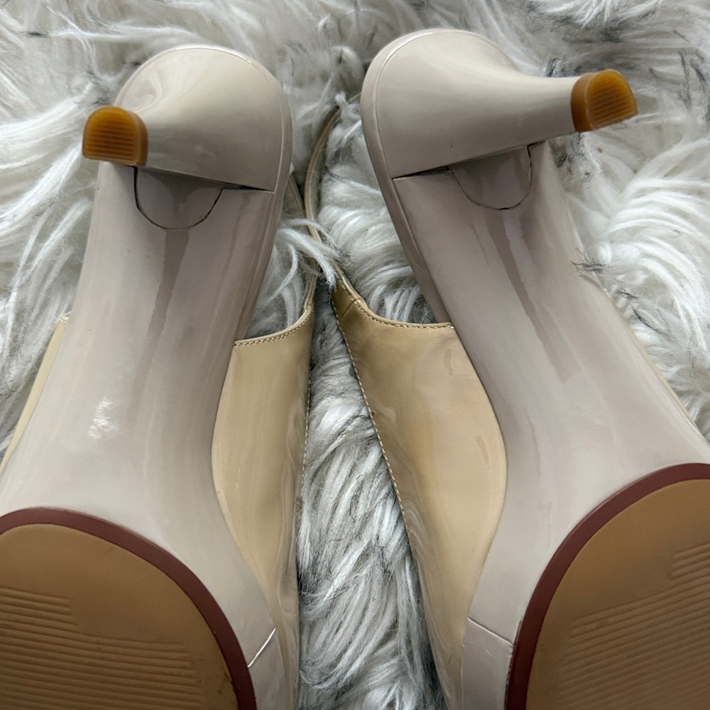Michael Shannon Nude Slingback Heels
Look like new, never worn!
Appx 3” heel. - Picture 10 of 10